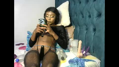 quin_z online show from 8, 10, 2025