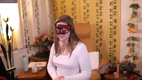 QuinnMonroe online show from 5, 1, 2026