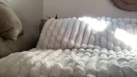 Snapshot of quinnyelena chatting on 27, 11, 2025 Quinnyelena online show from 27, 11, 2025