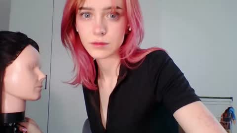 Lana Pollio online show from 11, 6, 2026