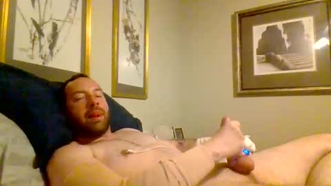 qwertyuiop1357900 online show from 8, 11, 2025