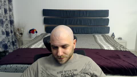 R0bila online show from 24, 1, 2025