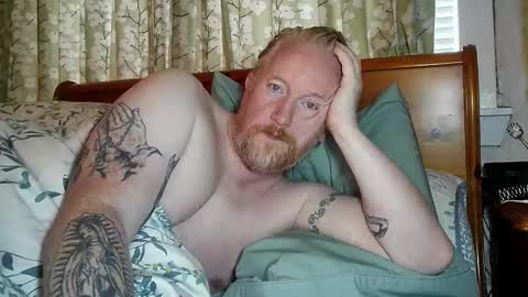 Snapshot of r_o_h_a_n chatting on 30, 9, 2025 r_o_h_a_n online show from 30, 9, 2025