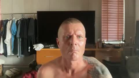 rabbit_eyes69 online show from 14, 4, 2026