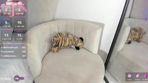 Snapshot of rachaeldeckard chatting on 8, 3, 2025 natalia - online show from 8, 3, 2025