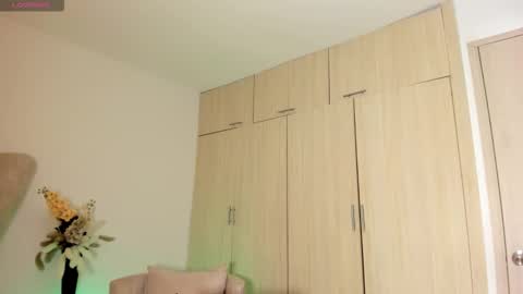 Snapshot of rachaeldeckard chatting on 6, 10, 2025 natalia - online show from 6, 10, 2025