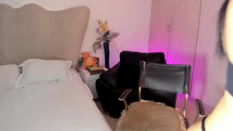 Snapshot of rachaeldeckard chatting on 21, 10, 2025 natalia - online show from 21, 10, 2025