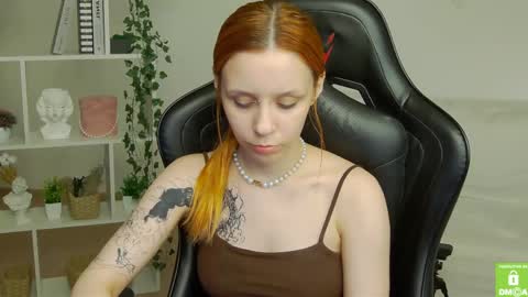 rachel__lips online show from 7, 6, 2026