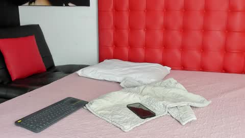 Snapshot of rachel_roman chatting on 9, 4, 2026 DALIANA online show from 9, 4, 2026