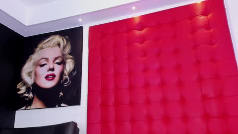 Snapshot of rachel_roman chatting on 14, 4, 2026 DALIANA online show from 14, 4, 2026