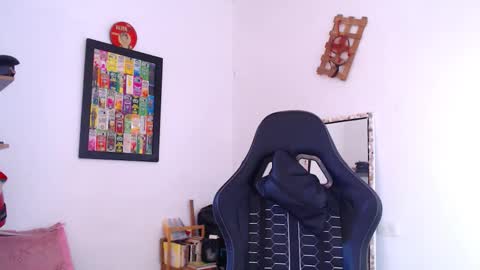 Snapshot of rachell_420 chatting on 17, 11, 2025 rachell_420 online show from 17, 11, 2025