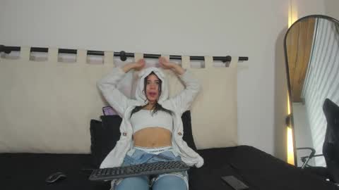 Snapshot of rachell_criss chatting on 12, 2, 2025 Rachell online show from 12, 2, 2025