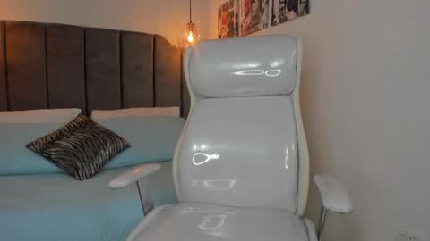 Snapshot of rachell_honey7 chatting on 3, 3, 2025 Rachel online show from 3, 3, 2025