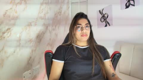 Snapshot of rachell_owen chatting on 30, 11, 2025 rachell_owen online show from 30, 11, 2025