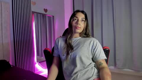 Snapshot of rachell_owen chatting on 3, 12, 2025 rachell_owen online show from 3, 12, 2025