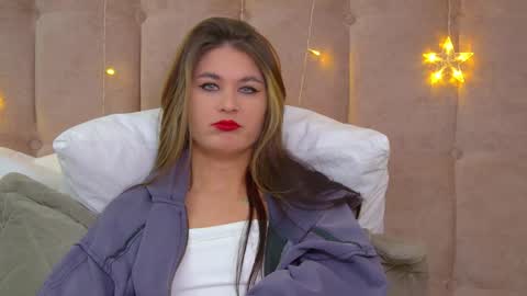 Snapshot of rachellsimpson chatting on 23, 12, 2024 RachellSimpson online show from 23, 12, 2024