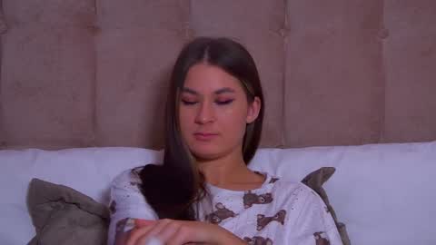 Snapshot of rachellsimpson chatting on 17, 1, 2025 RachellSimpson online show from 17, 1, 2025