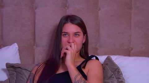 Snapshot of rachellsimpson chatting on 24, 1, 2025 RachellSimpson online show from 24, 1, 2025