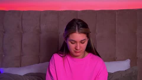 Snapshot of rachellsimpson chatting on 3, 2, 2025 RachellSimpson online show from 3, 2, 2025