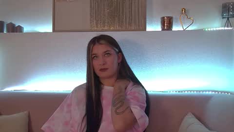 Snapshot of rachellsimpson chatting on 23, 2, 2025 RachellSimpson online show from 23, 2, 2025