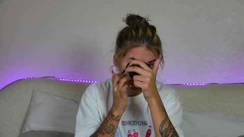 Snapshot of rachellsimpson chatting on 16, 9, 2025 RachellSimpson online show from 16, 9, 2025