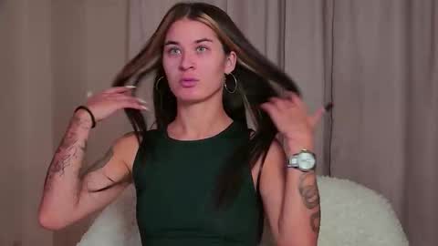 Snapshot of rachellsimpson chatting on 24, 9, 2025 RachellSimpson online show from 24, 9, 2025