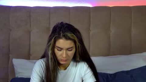 Snapshot of rachellsimpson chatting on 17, 10, 2025 RachellSimpson online show from 17, 10, 2025