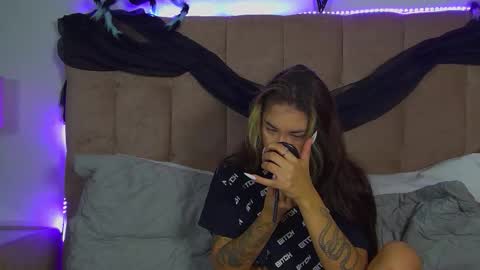 Snapshot of rachellsimpson chatting on 31, 10, 2025 RachellSimpson online show from 31, 10, 2025