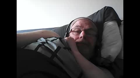 Snapshot of rader50 chatting on 5, 4, 2026 rader50 online show from 5, 4, 2026
