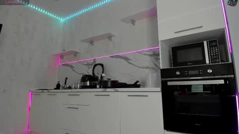 Snapshot of radiance_ chatting on 17, 10, 2025 radiance_ online show from 17, 10, 2025