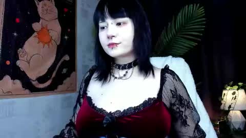 radiant_lane online show from 19, 12, 2025