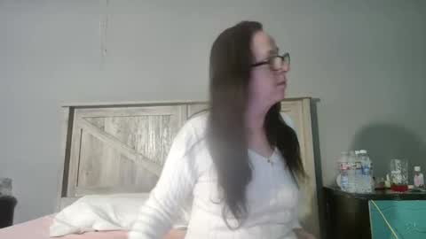 Snapshot of radiantpeachgoddess chatting on 16, 2, 2025 Radiant Peach Goddess online show from 16, 2, 2025