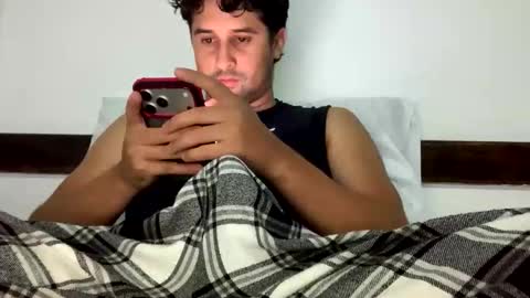 Snapshot of rafabuscub chatting on 11, 4, 2026 Rapha777 online show from 11, 4, 2026