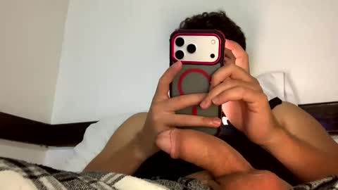 Snapshot of rafabuscub chatting on 11, 4, 2026 Rapha777 online show from 11, 4, 2026