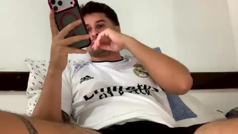 Snapshot of rafabuscub chatting on 16, 4, 2026 Rapha777 online show from 16, 4, 2026