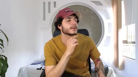 Snapshot of rafael_mendez chatting on 9, 11, 2025 R A F A E L online show from 9, 11, 2025