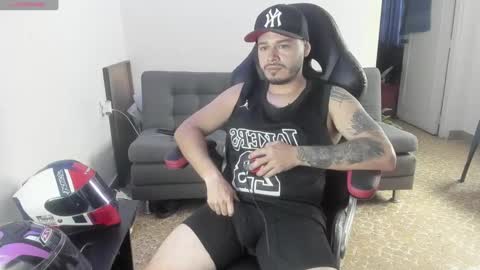 Snapshot of ragnar_lothbrok77 chatting on 10, 9, 2025 ragnar_lothbrok77 online show from 10, 9, 2025