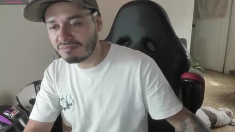 Snapshot of ragnar_lothbrok77 chatting on 15, 9, 2025 ragnar_lothbrok77 online show from 15, 9, 2025