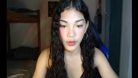 Snapshot of raiinddroopss chatting on 26, 7, 2026 moon online show from 26, 7, 2026