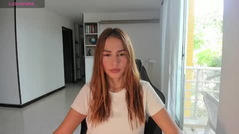 Jennyindependent model . online show from 27, 5, 2026