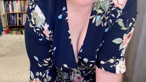 rainbowladyy online show from 12, 11, 2025