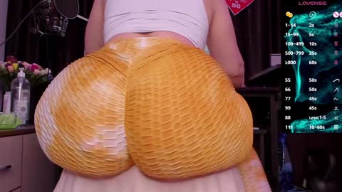 Laura online show from 10, 1, 2025