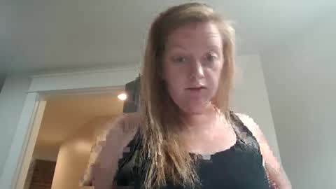 Snapshot of raisydainbow chatting on 10, 10, 2025 raisydainbow online show from 10, 10, 2025