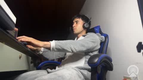 Enzo online show from 15, 2, 2026