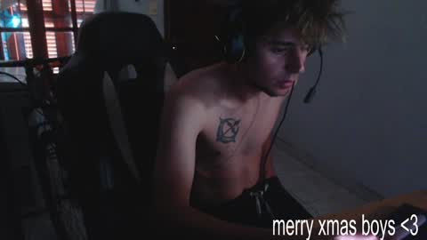 Snapshot of ramisexyloveyou chatting on 29, 12, 2024 Ramiro online show from 29, 12, 2024