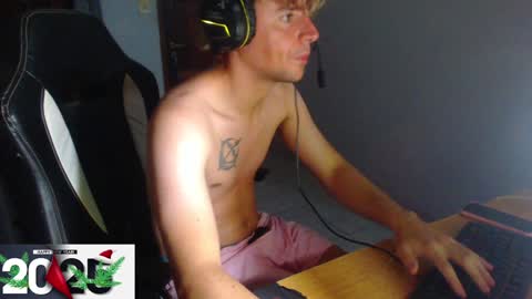 Snapshot of ramisexyloveyou chatting on 5, 1, 2025 Ramiro online show from 5, 1, 2025