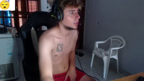 Snapshot of ramisexyloveyou chatting on 4, 2, 2025 Ramiro online show from 4, 2, 2025