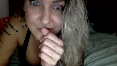 Snapshot of ramjetkel chatting on 17, 10, 2025 Mamakel online show from 17, 10, 2025