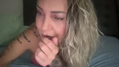 Snapshot of ramjetkel chatting on 3, 11, 2025 Mamakel online show from 3, 11, 2025