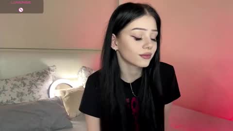 Luna online show from 5, 11, 2025